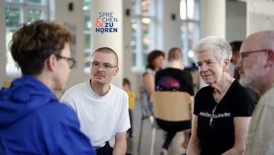 Bild zur Veranstaltung Sprechen & Zuhören - Das Große Gespräch